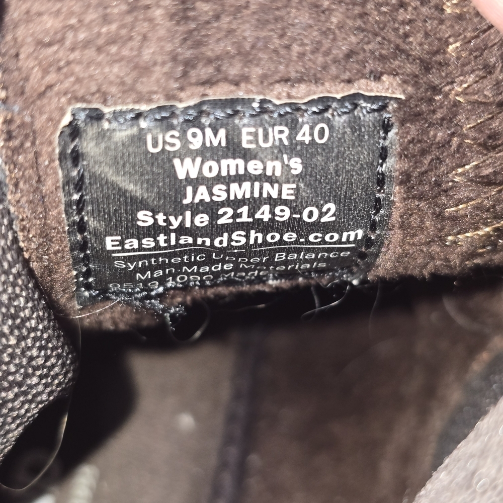 Eastland Jasmine Chelsea Dark Brown Ankle Boot slip on Womens 9 EUC - Picture 11 of 11